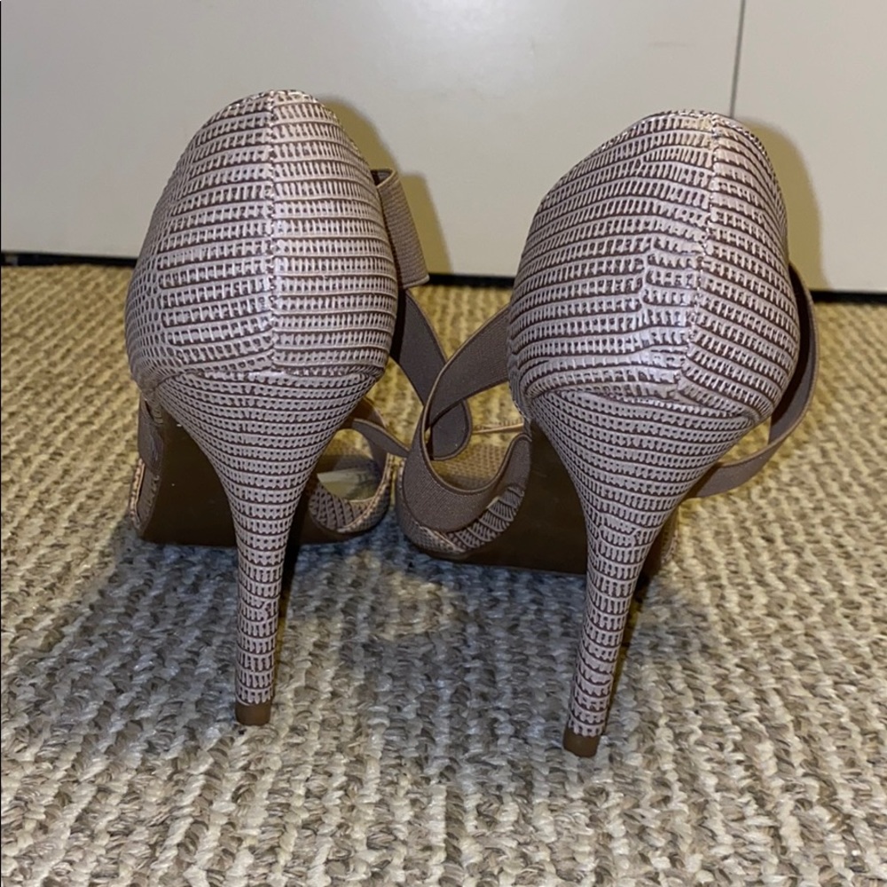IMPO heels - Picture 4 of 4